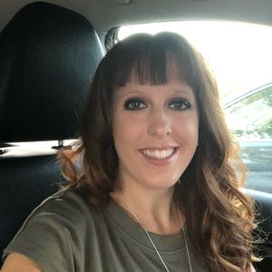 Meet your Posher, Tabitha